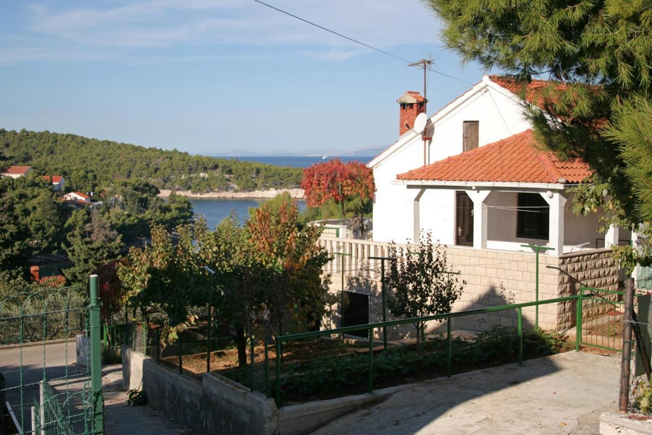 Apartments By The Sea Splitska, Brac - 2923 Postira Buitenkant foto